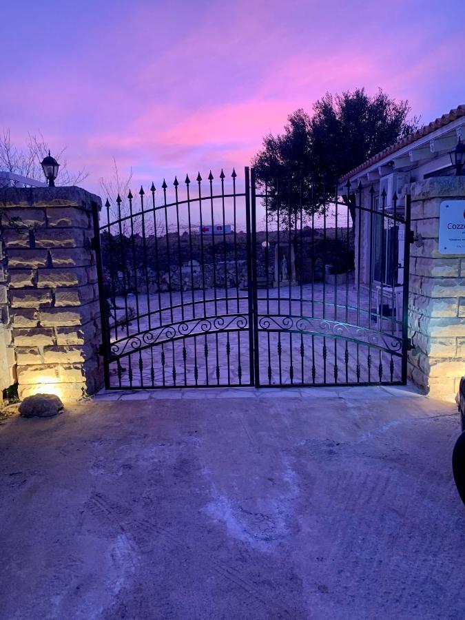 Cozzo Spadaro B&B Portopalo Di Capo Passero Luaran gambar