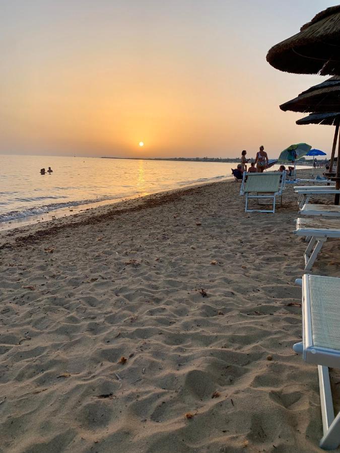 Cozzo Spadaro B&B Portopalo Di Capo Passero Luaran gambar