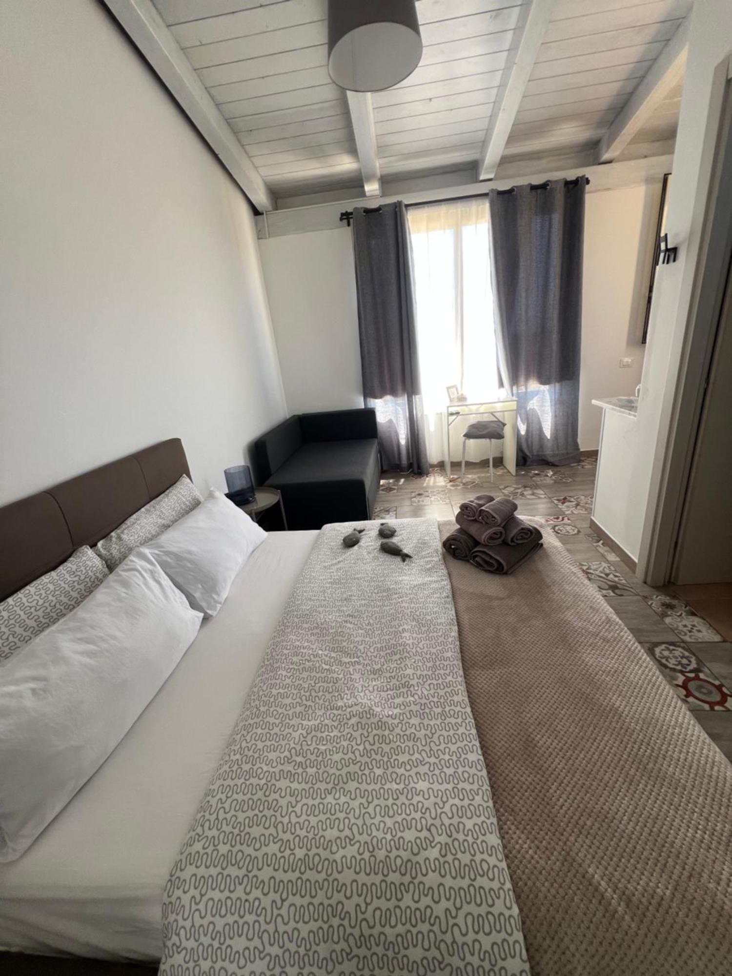 Cozzo Spadaro B&B Portopalo Di Capo Passero Luaran gambar